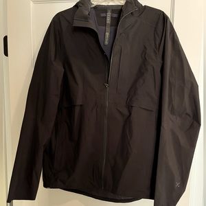Men’s Lululemon Raincoat